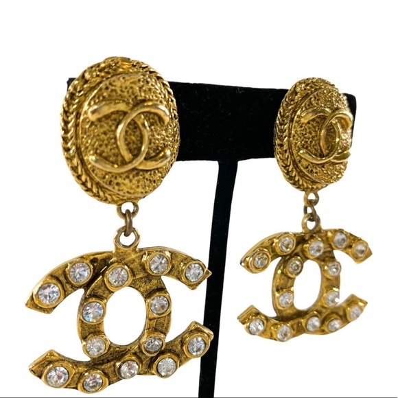 Vintage Chanel Earrings - Picture 1 of 3